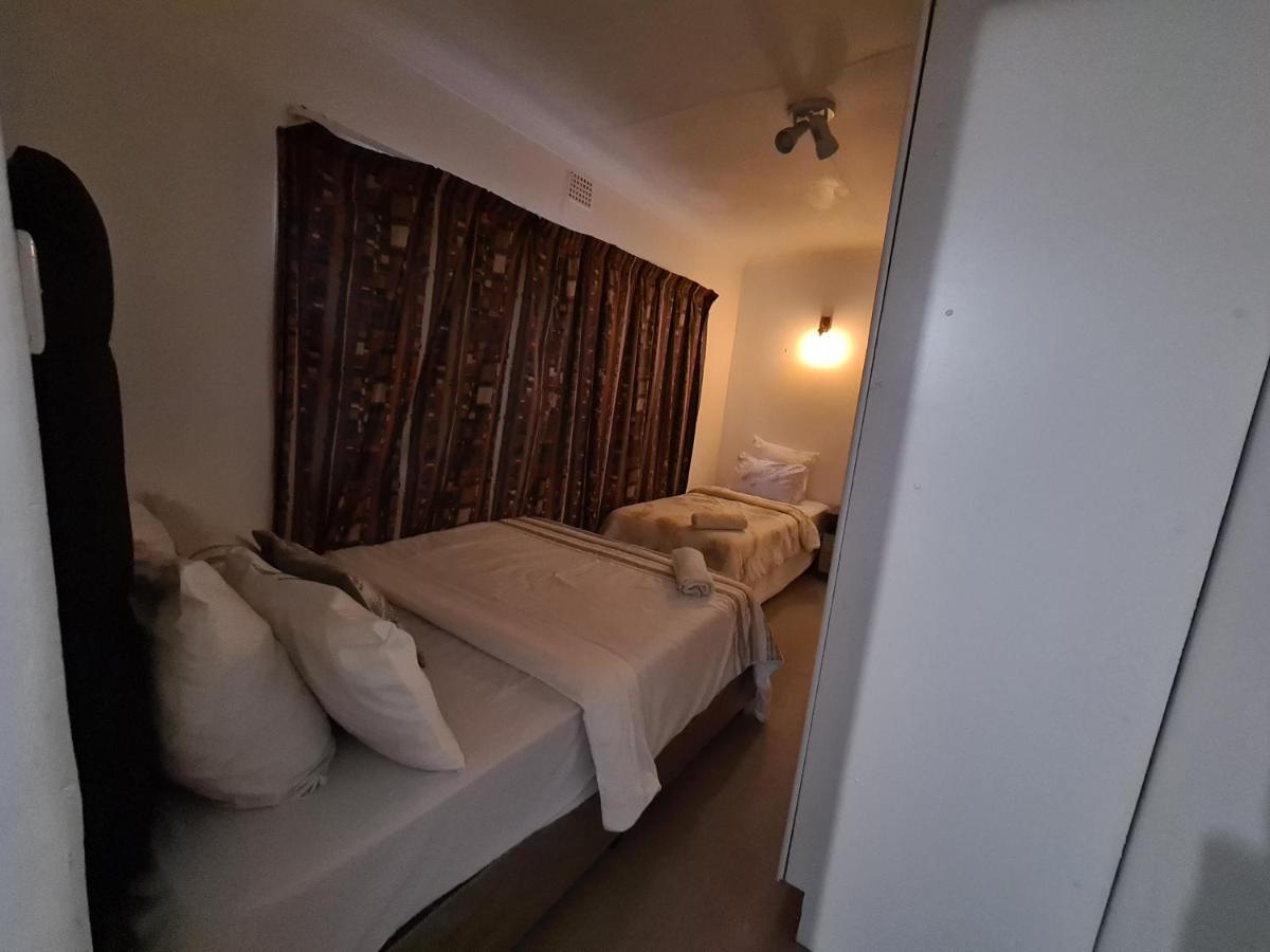 Zenith House Boston Self Catering Accomodation كيب تاون المظهر الخارجي الصورة